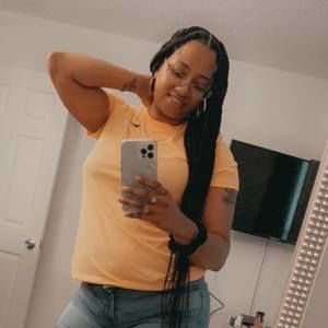 Meet your Posher, Kari